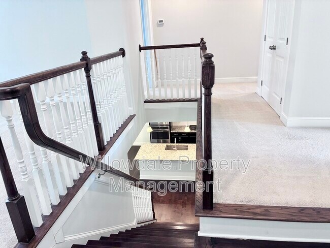 Building Photo - 1309 Little Hills Dr