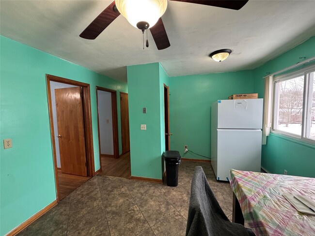 Building Photo - 58 High St