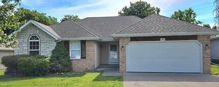 Building Photo - Gorgeous 3BR/2BA brick and stone front home in Keystone Estates! $1395