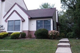 Building Photo - 107 Westchester Dr