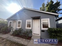 Building Photo - 204 Hollister Ave
