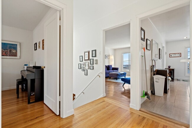 Building Photo - 232 Nevada St