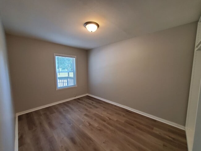 Building Photo - 5BR Home in Belknap Lookout, Walk to Downtown and Medical Mile