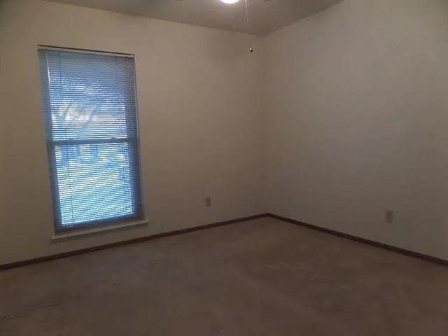 Building Photo - 11015 Wallbrook Dr