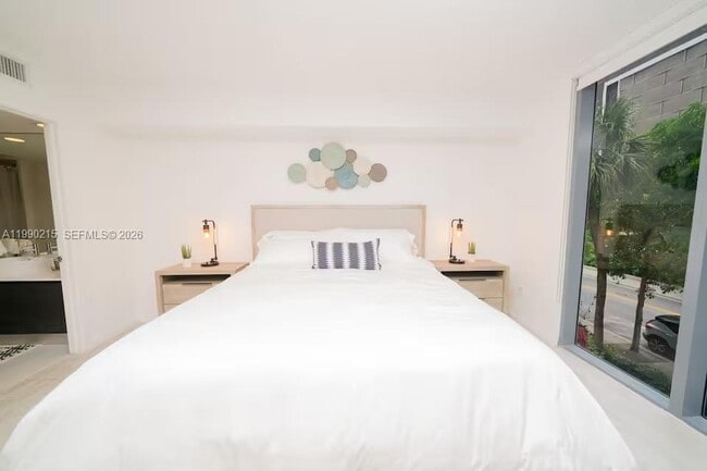 Building Photo - 31 SW 6th St