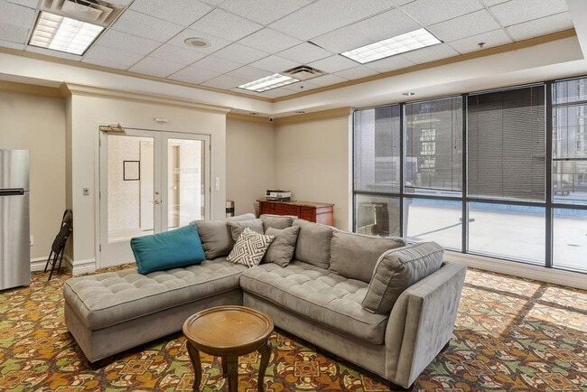 Building Photo - 1280 W Peachtree St NW