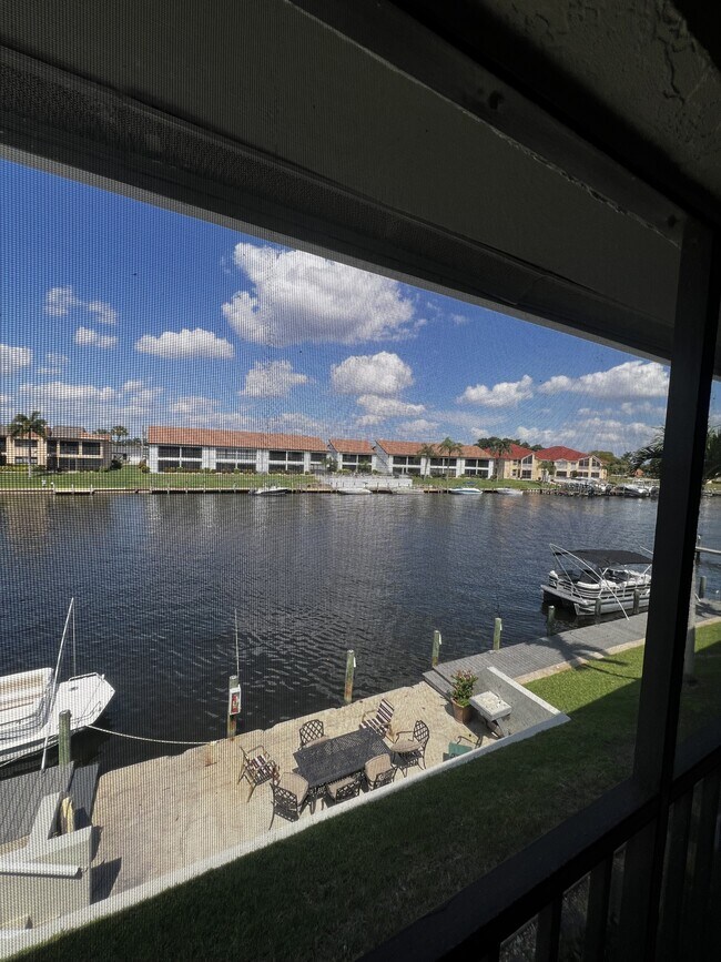 Building Photo - 3813 SE 11th Pl