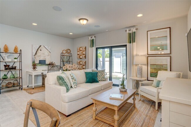 Building Photo - 1656 Artesian Spgs Xing