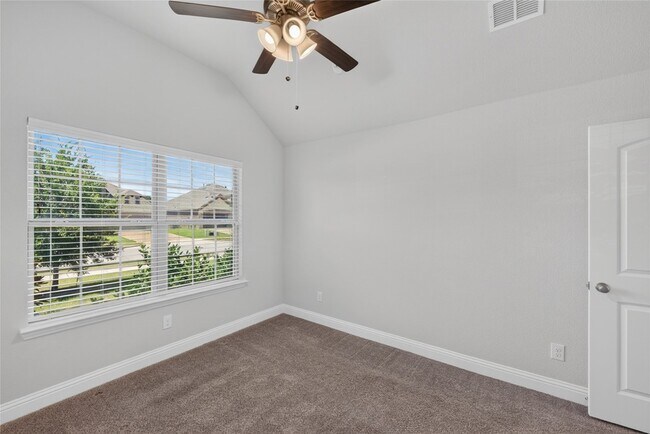 Building Photo - 2819 Diamondback Dr