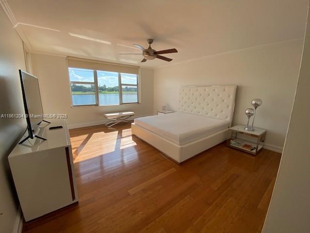 Building Photo - 9250 W Bay Harbor Dr
