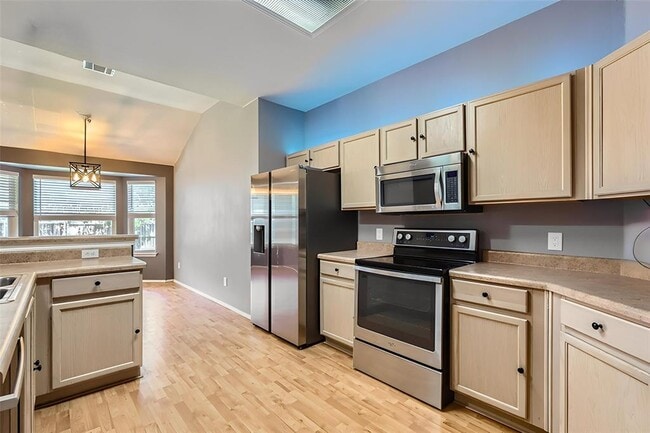 Building Photo - 3706 Haleys Way