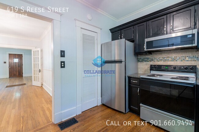 Building Photo - 419 S Reese St