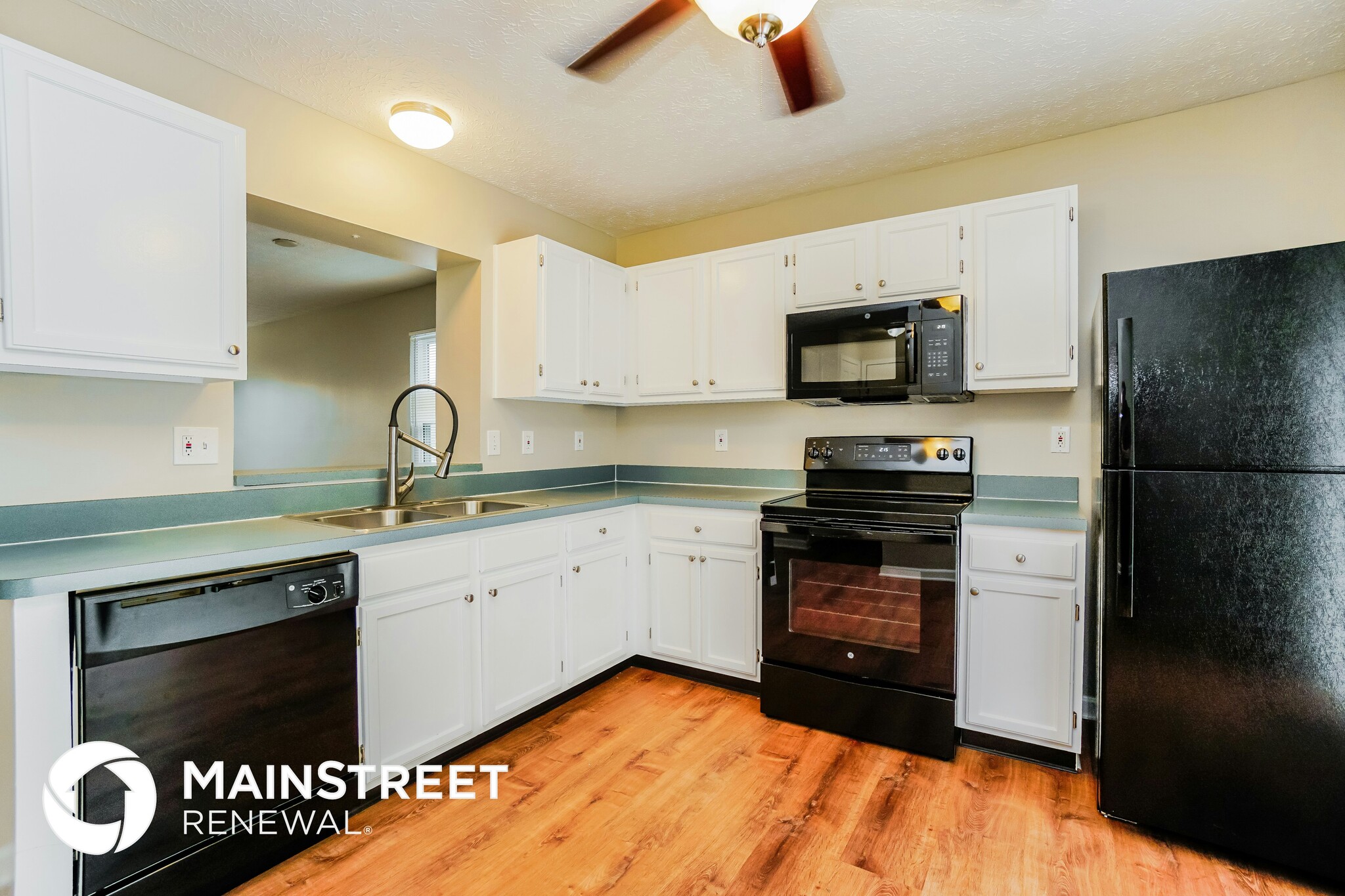 Building Photo - 2124 Maribeth Pl