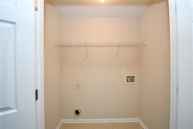 Building Photo - 639 Mill Stone Bluff