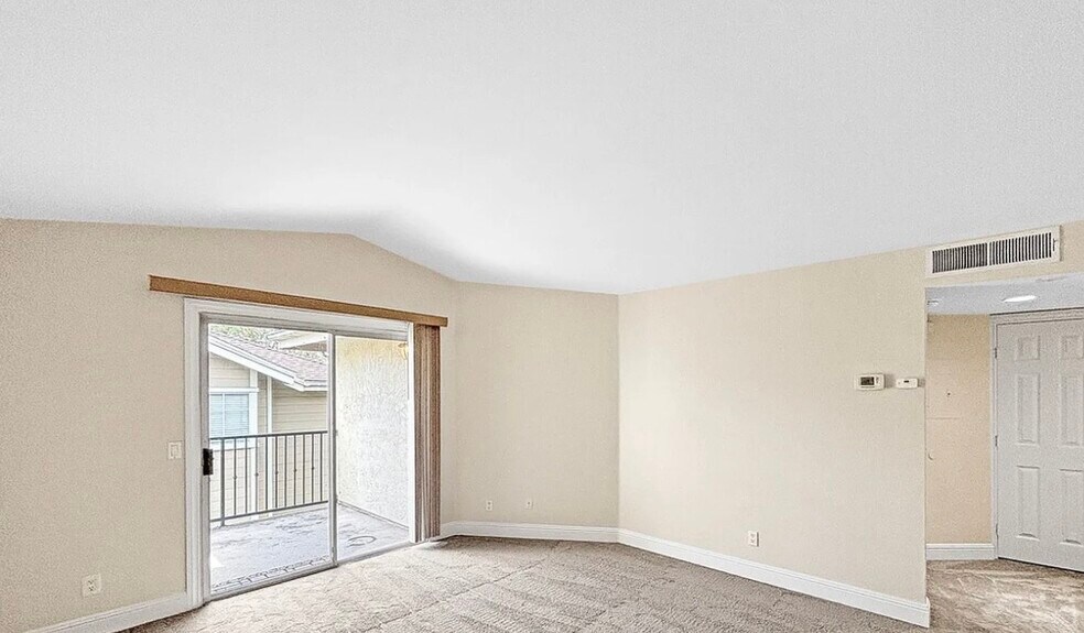 Building Photo - 3555 Grove St