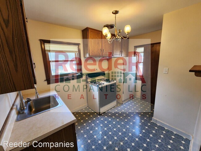 Building Photo - 3 br, 1 bath House - 1474 Shell Street