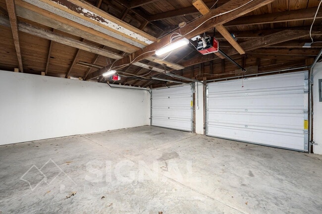 Building Photo - 430 Laird Ave