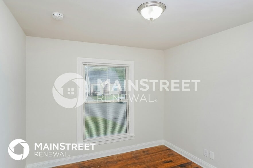 Building Photo - 3901 Jewell Ave