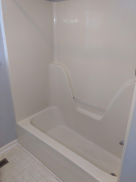 Building Photo - 4465 Ellis Cir NW