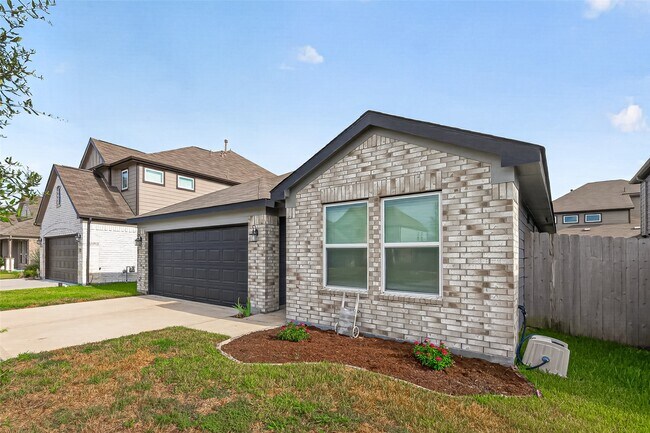 Building Photo - 2122 Artic Loon Dr