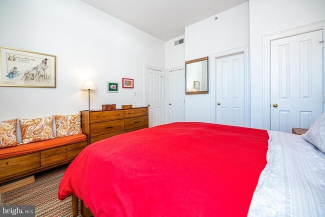 Building Photo - 1807 California St NW