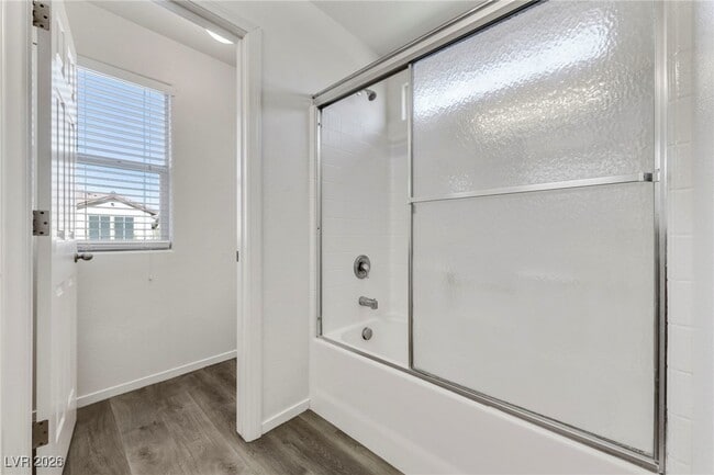 Building Photo - 10822 Hunters Green Ave