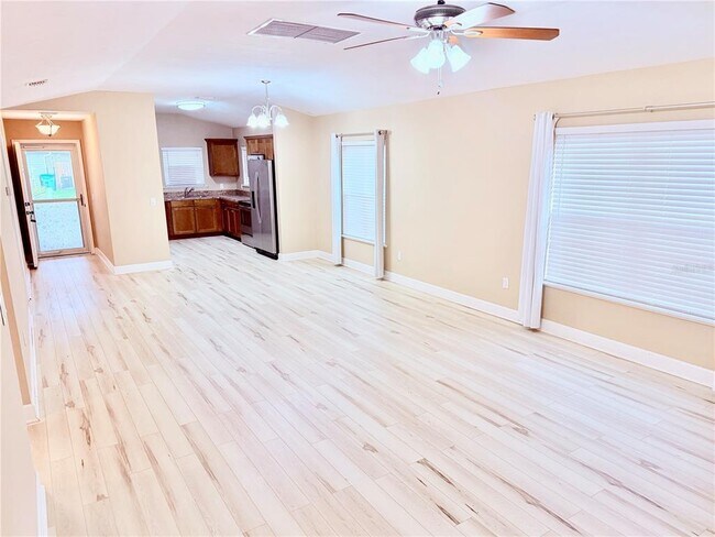 Building Photo - 470 SW 251st St