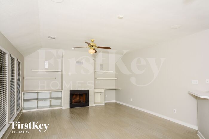 Building Photo - 1012 Windymeadow Ln