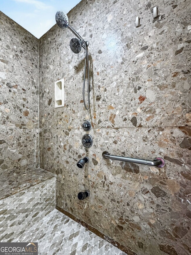 Building Photo - 1410 Landon Dr