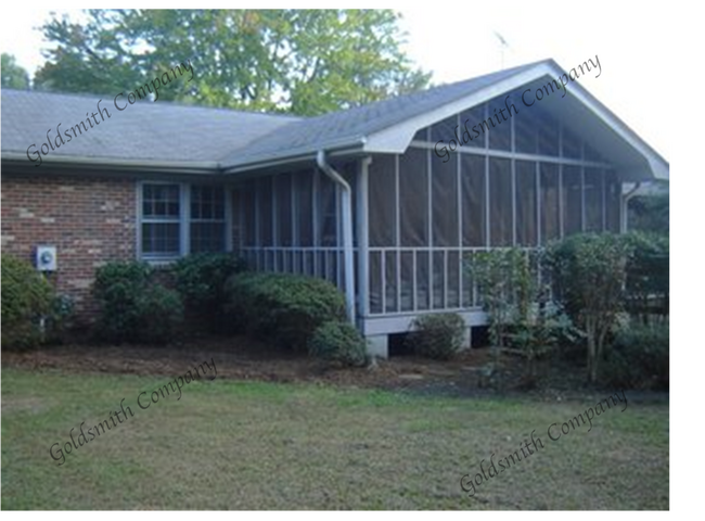 Building Photo - 106 Gilder Creek Dr