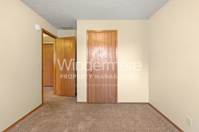 Building Photo - 506 S Skipworth Ct