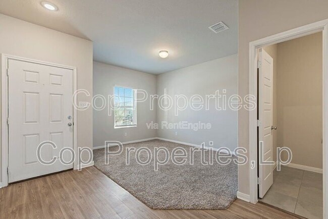 Building Photo - 5103 Topaz Bnd