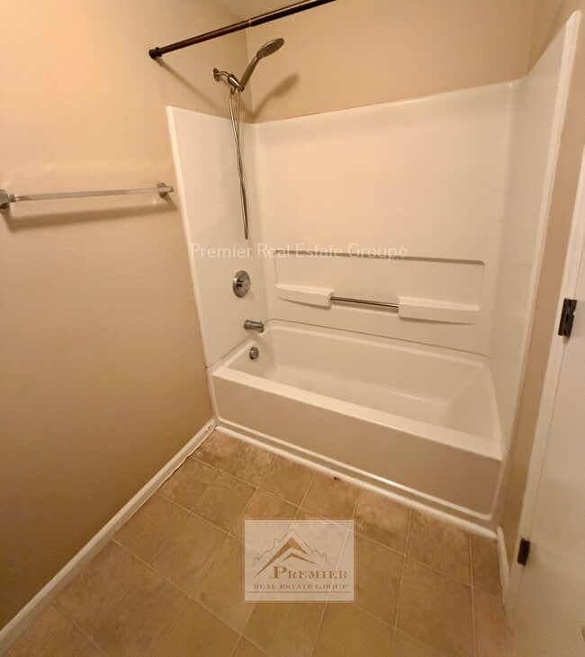 Building Photo - 8765 Bamboo Grove