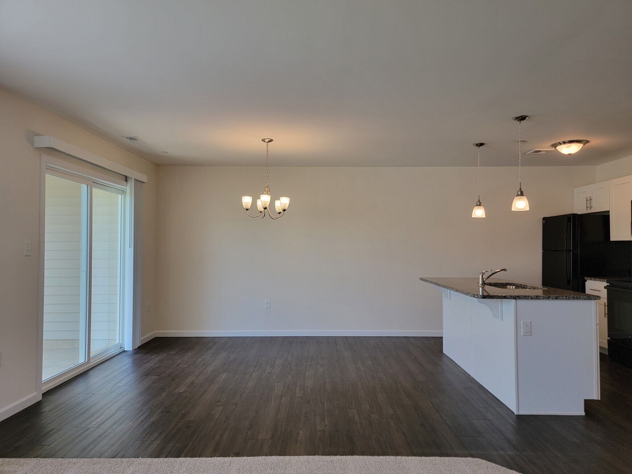Building Photo - 62 Rollins Ln