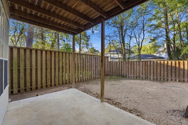 Building Photo - 56 Lakeridge Dr