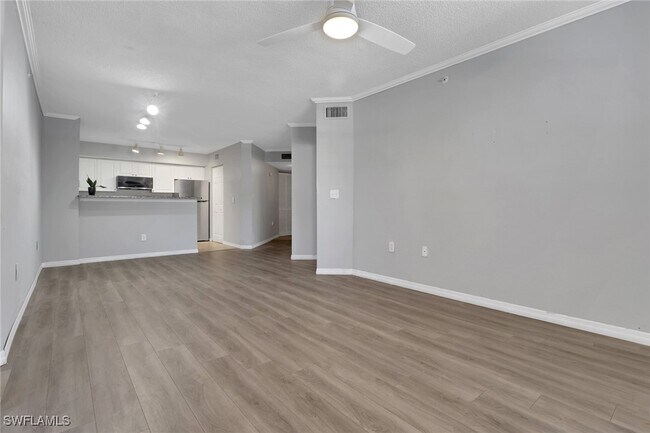 Building Photo - 8659 River Homes Lane