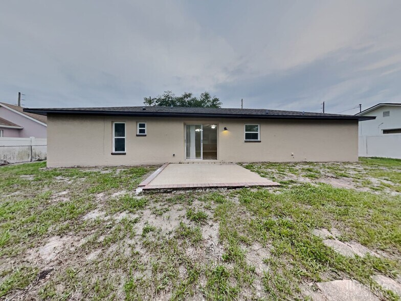Building Photo - 6623 Freeport Dr