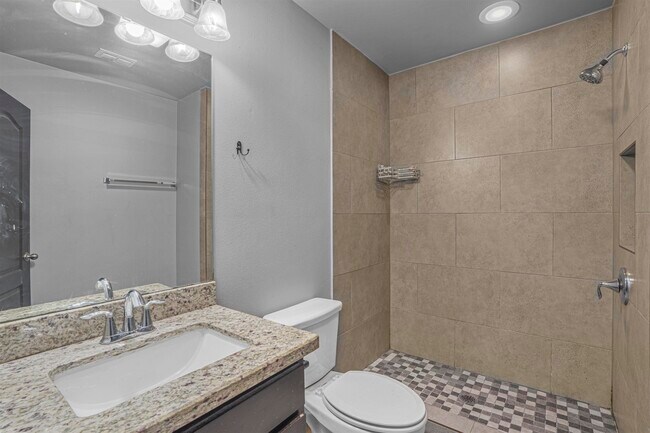 Building Photo - 5528 Somerville St