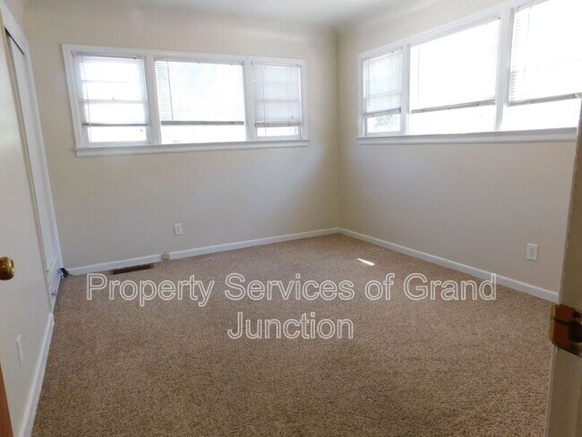 Building Photo - 1346 Texas Ave