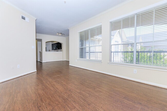 Building Photo - 5510 S Rice Ave