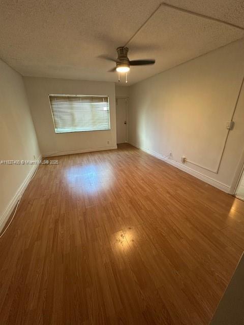 Building Photo - 120 Lakeview Dr
