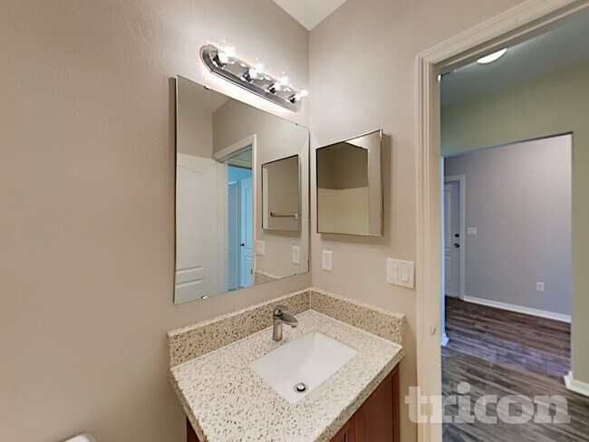 Building Photo - 2310 10th Ave E