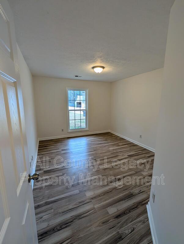 Building Photo - 2371 Bankston Cir