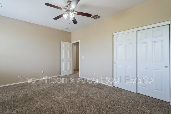 Building Photo - 43476 Caven Dr