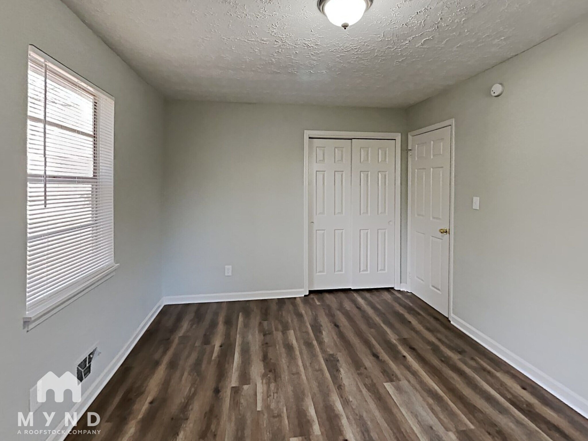 Building Photo - 567 Cherry Ln