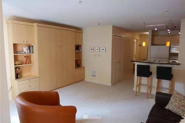 Building Photo - 108 5th Ave S