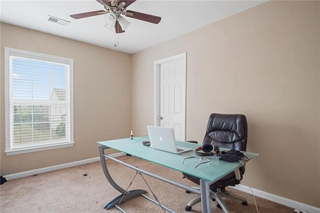 Building Photo - 735 Stillrock Dr SW