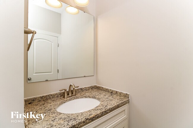 Building Photo - 1313 Royal Coach Trail