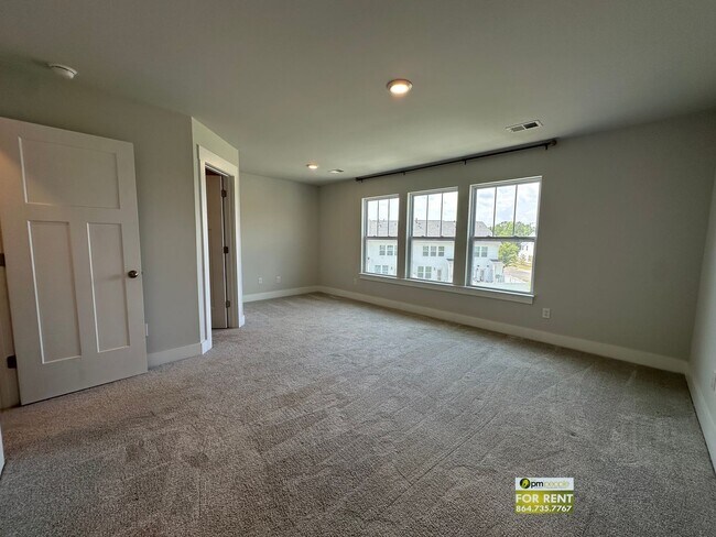 Building Photo - 3/2.5 Townhome Available Now!