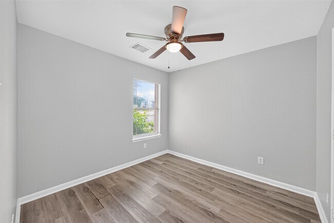 Building Photo - 22851 Twisting Pine Dr